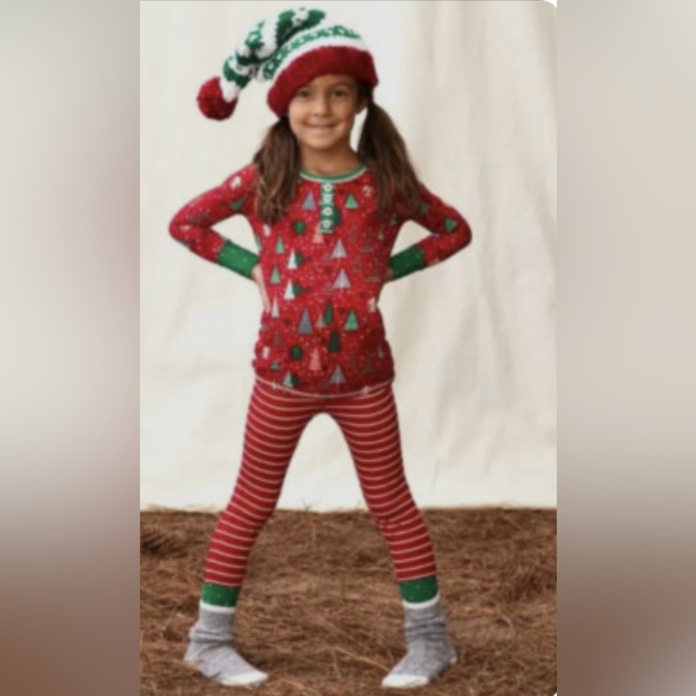 Matilda Jane Pajama Set Red and Green Festive Holiday Design Girl’s Size 8